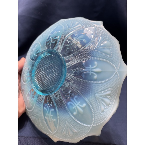 Vintage Blue Opalescent Glass Candy Serving Dish Fleur-de-lis Design - Picture 10 of 10